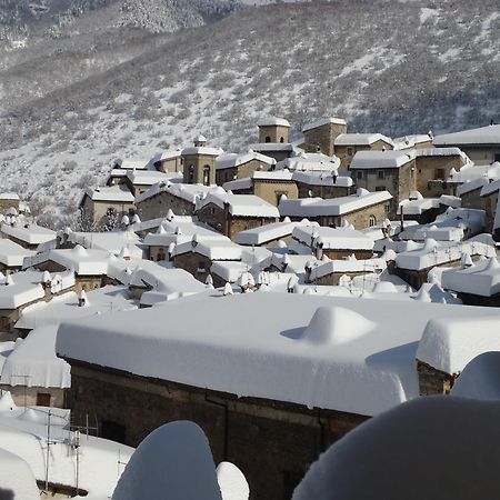 Bed and Breakfast La Dimora Di D'Annunzio Scanno Exteriér fotografie